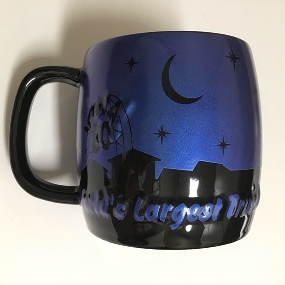 BIG Iowa 80 Truck-stop Mug Worlds Largest 22 oz. Trucker Sky Silhouette Blue NEW - Picture 2 of 16